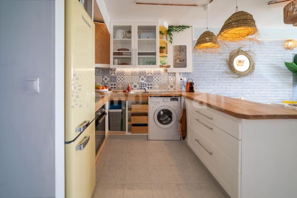 Face A La Avec Parking Gratuit Libre D'acces Appartement Alicante