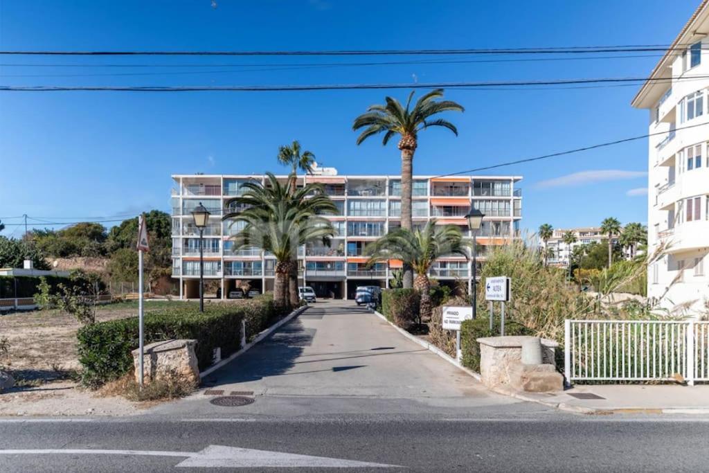 Appartement Face A La Avec Parking Gratuit Libre D'acces