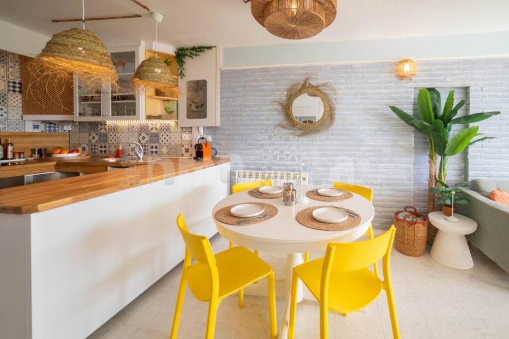 Appartement Face A La Avec Parking Gratuit Libre D'acces *